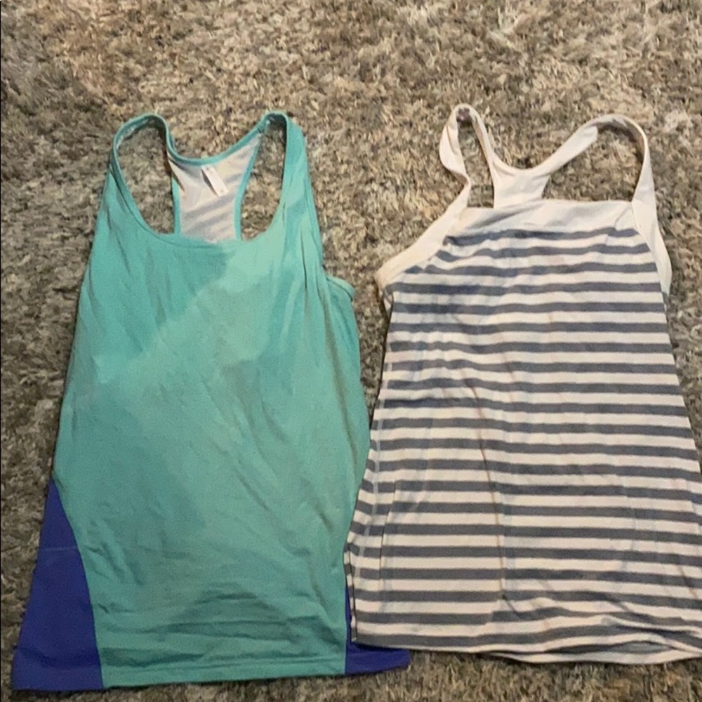 Gap sports top